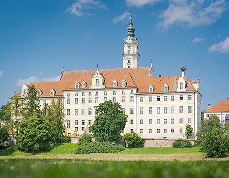 Heilig Kreuz Garten in der Altstadt von Donauwörth