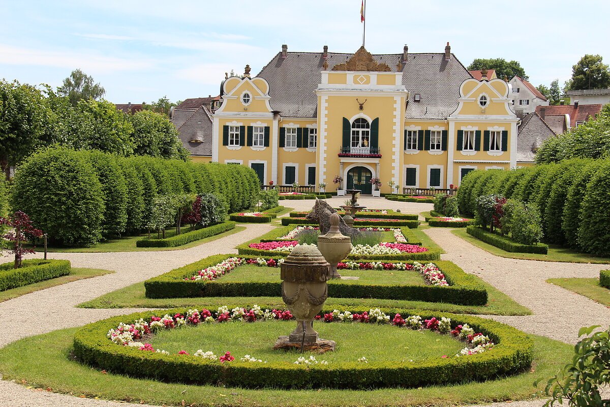 Schloss Hohenaltheim Geopark Ries