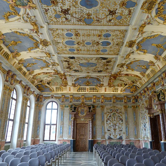 Kaisersaal im ehemaligen Kloster Kaisheim Blick in den prachtvollen Kaisersaal im ehemaligen Kloster Kaisheim.