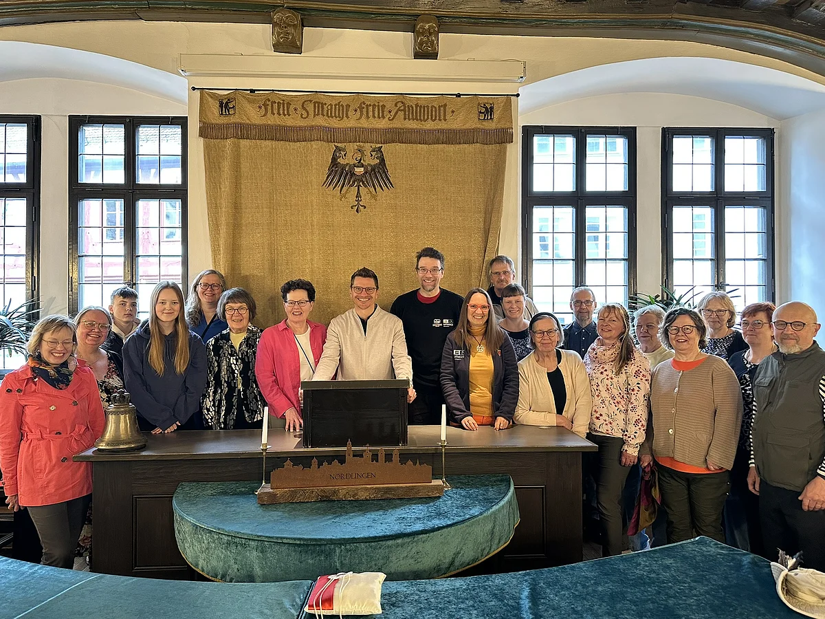 Finnische Erasmus-Gruppe zu Gast im UNESCO Global Geopark Ries Erasmus+-Gruppe im Nördlinger Rathaus