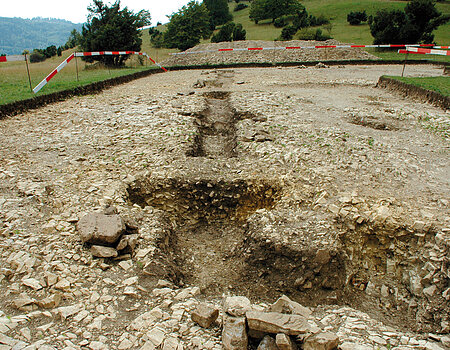 Excavation of remains of Celtic settlement on the Ipf