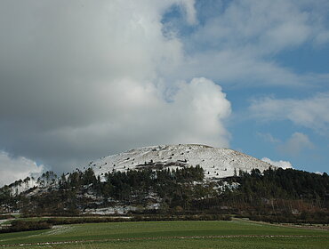 Blick von Westen auf den Ipf